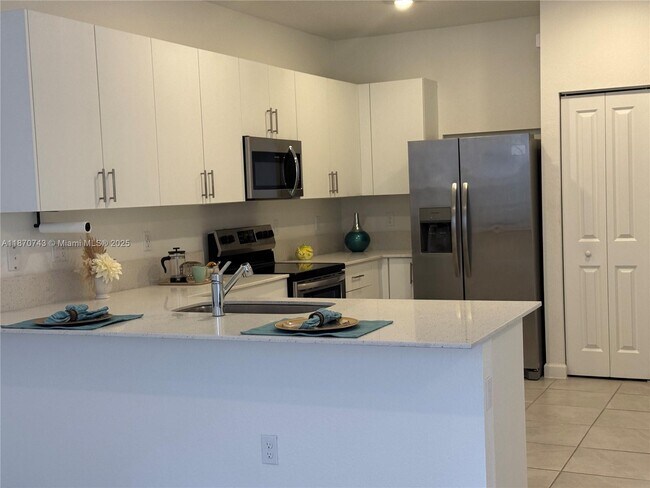 Foto del edificio - 267 SW 159th Dr