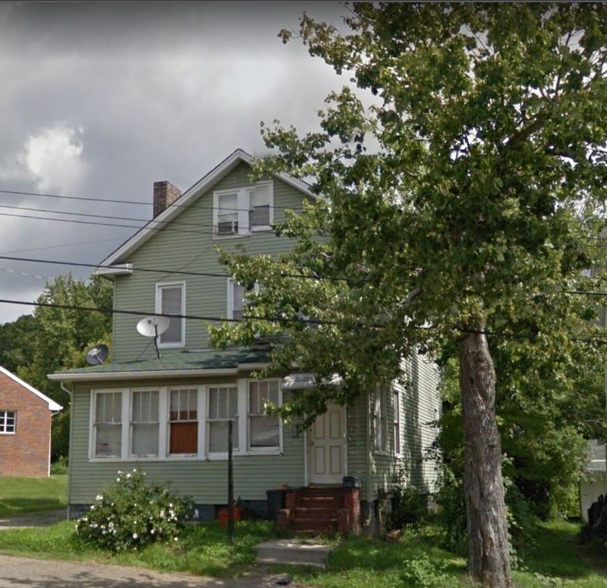 Photo - 210 Penn Avenue (White Glove)