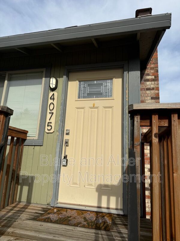 Foto del edificio - 4075 SE Holgate Blvd