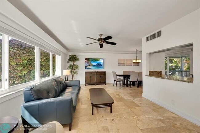 Foto del edificio - 1771 NE 35th St
