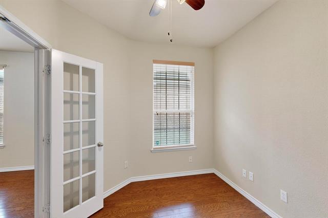 Foto del edificio - 6325 Cedar Falls Dr