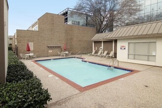 Building Photo - 1300 Augusta Dr