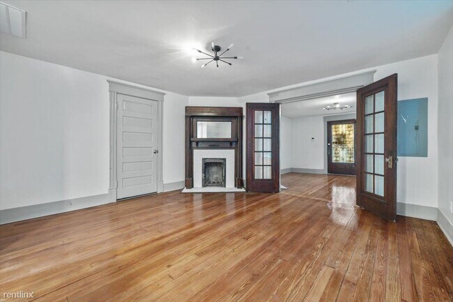 Building Photo - 3 br, 2 bath Duplex - 929 Oglethorpe Avenu...