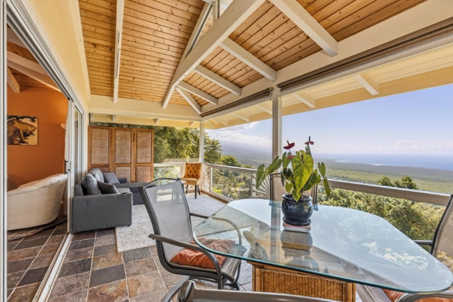 Building Photo - 82-5909-5909 Coffee Royal Pl