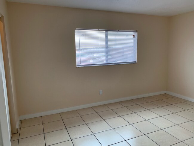 Foto del edificio - 6536 53rd Ave N