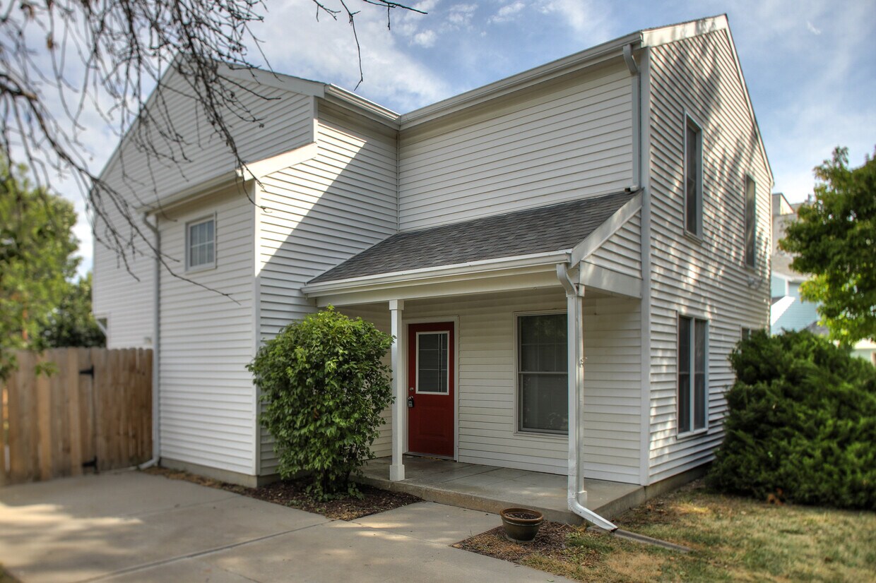 Foto principal - 1821 Whittier St