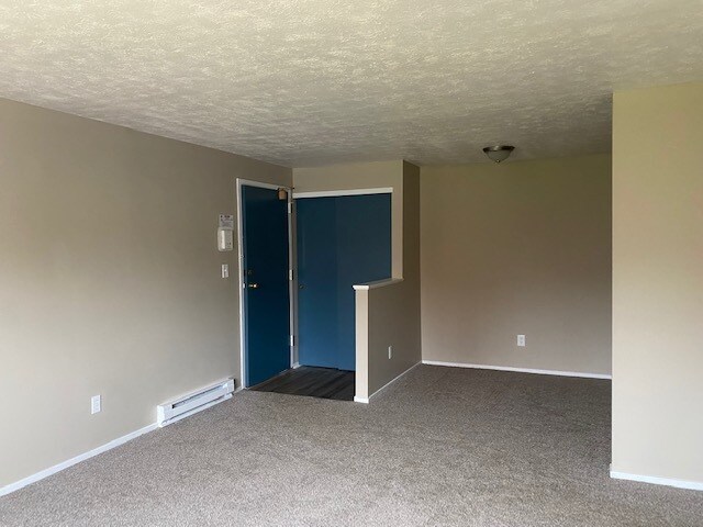 Foto del edificio - 102 Gluck St