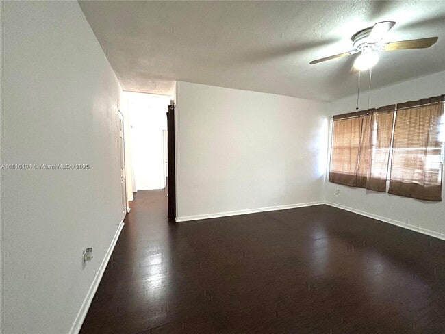 Foto del edificio - 6211 NW 37th Terrace