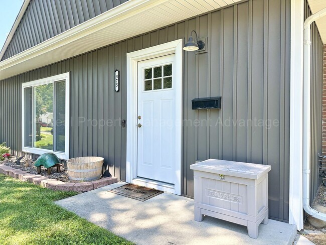 Foto del edificio - Rare Clawson Ranch – Fully Updated, Open C...