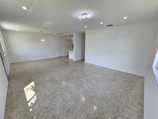 Building Photo - 3245 SW 88th Ct