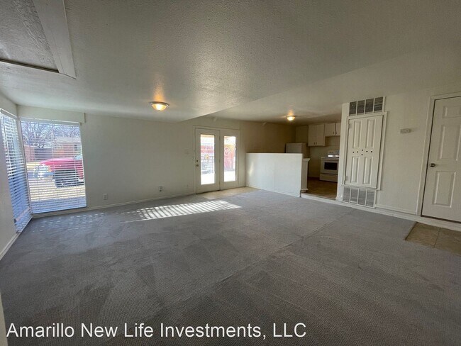 Building Photo - 1 br, 1 bath House - 2325 Bell (Back house)
