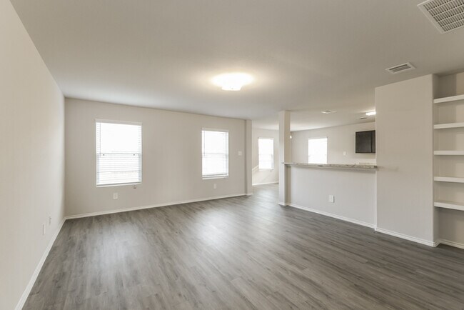 Building Photo - Cypresswood Landing - 5014 Sessile Trl., S...