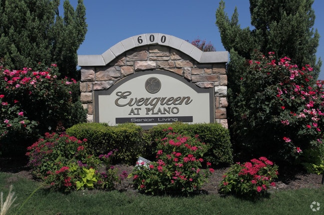 Building Photo - Evergreen at Plano