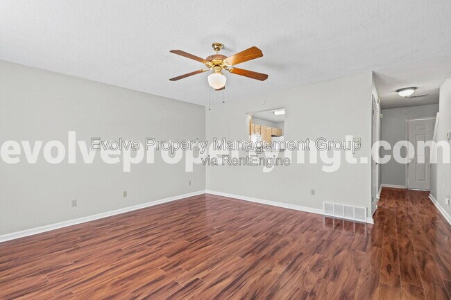 Foto del edificio - 8363 Creek Front Dr