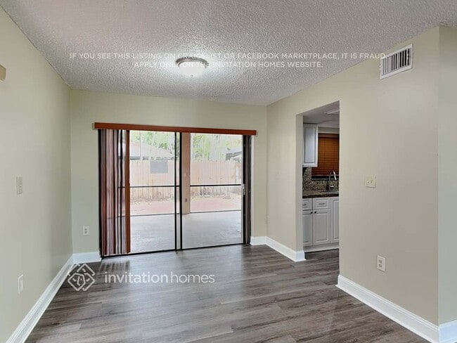 Building Photo - 10420 SW 67th St