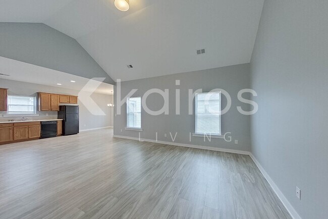 Foto del edificio - 45 HAWK LN