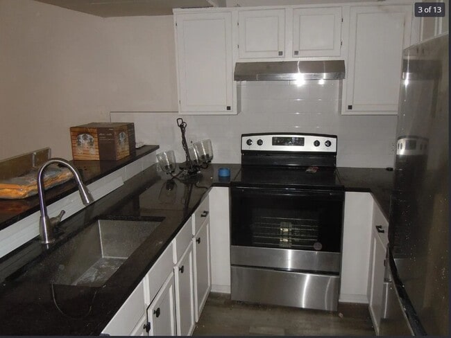 Building Photo - 6108 Abrams Rd