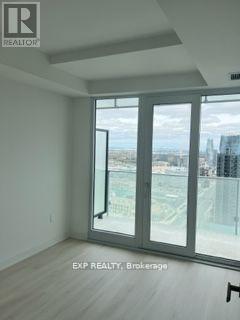 Photo du bâtiment - 3900-3900 Confederation Pkwy