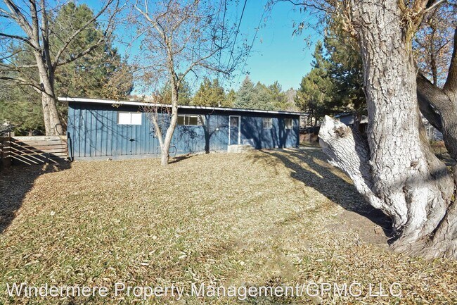 Building Photo - 3 br, 1.5 bath House - 2910 N. Bogus Basin...