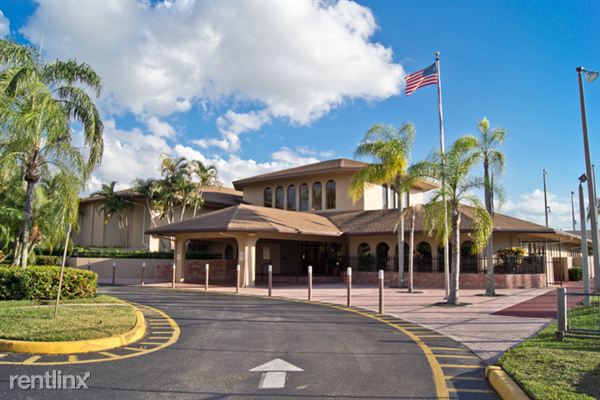Foto del edificio - 2395 NW 36th Ave