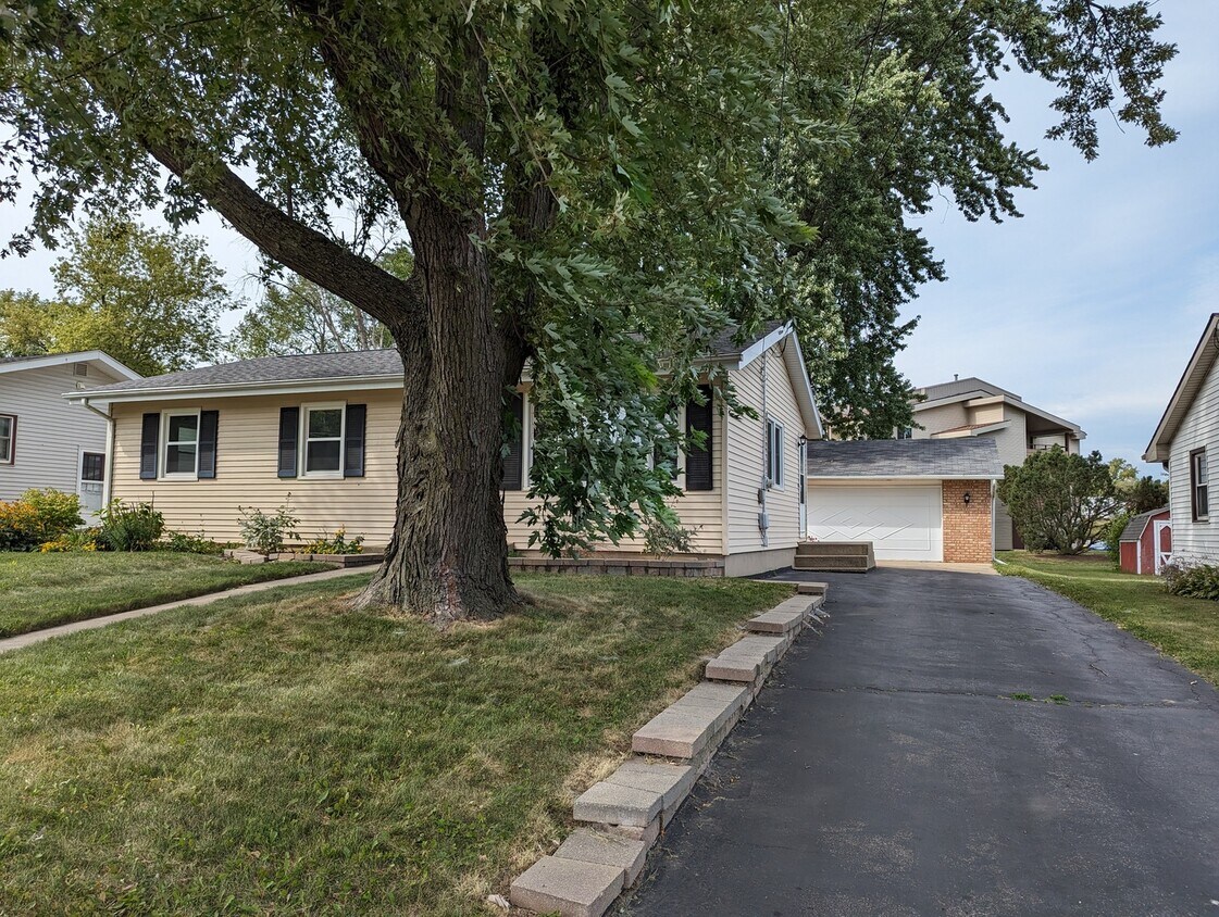 Foto principal - 1620 W Laurel St