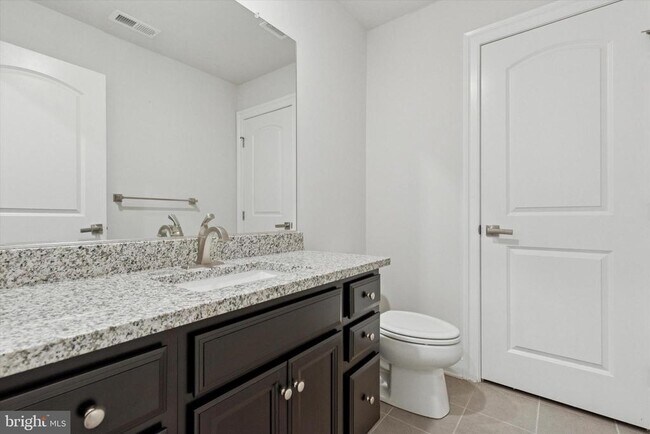 Building Photo - 409 Atwater Dr