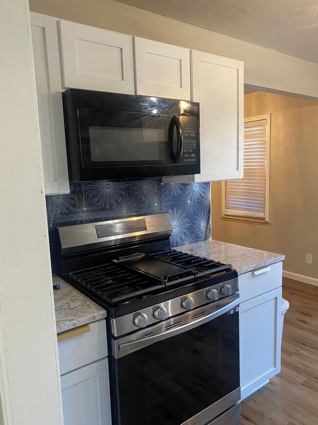 Foto del edificio - 4113 SE 41st St