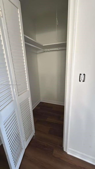 Building Photo - 104 Easthampton E