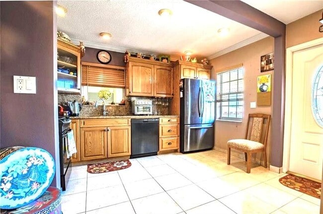 Foto del edificio - 1455 N 12th Ct