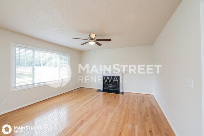 Building Photo - 7570 GLENN FERRY RD, PFAFFTOWN, NC 27040