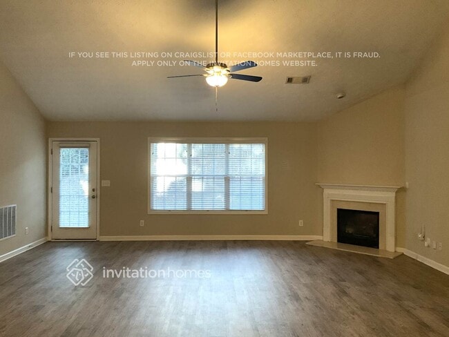 Building Photo - 1212 Liverpool Pointe