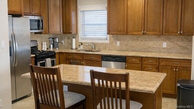 Building Photo - 45 Maryland Ave