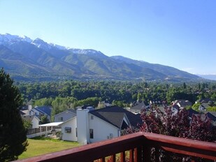 Building Photo - Utah House
