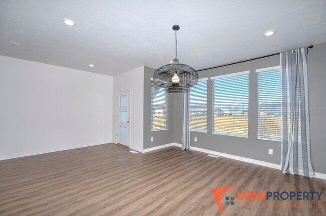 Foto del edificio - 6069 W Olivine River Ln
