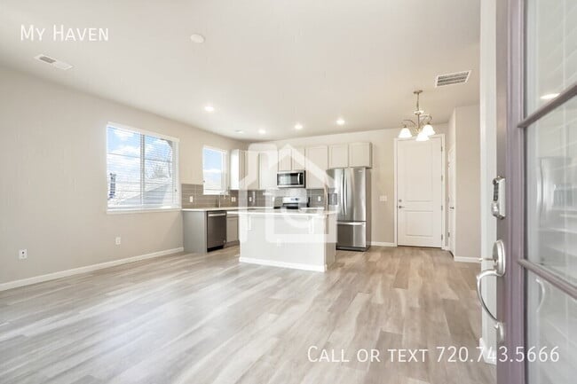 Photo - 1320 Hoyt St Townhome