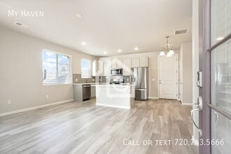 Building Photo - 1320 Hoyt St