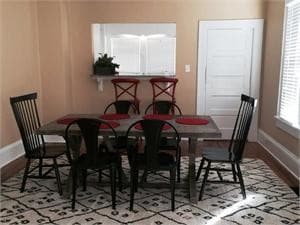 Building Photo - 1617 Kenilworth Ave