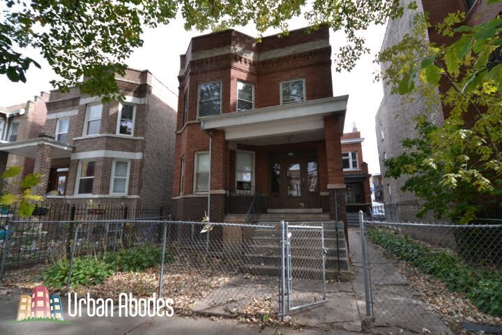 Primary Photo - 4713 N Albany Ave
