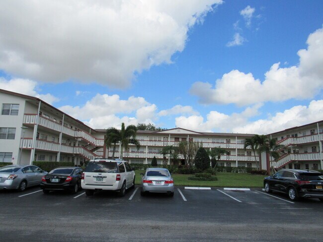Foto del edificio - 195 Fanshaw E