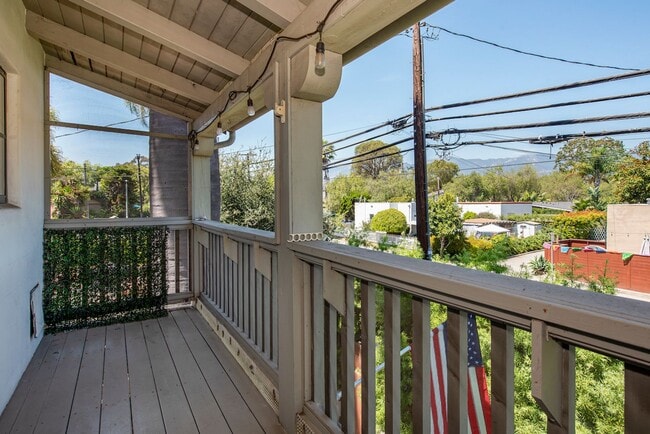 Building Photo - 327 Rancheria St