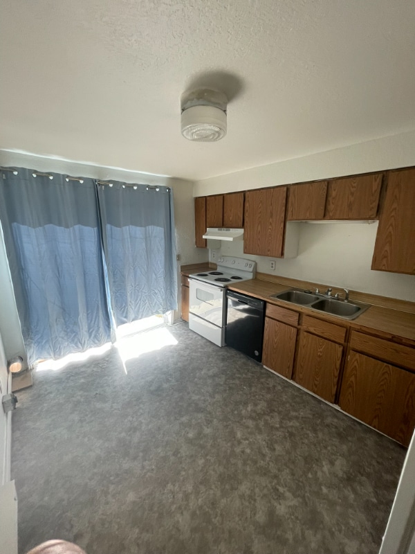 Building Photo - 813 S Roosevelt St