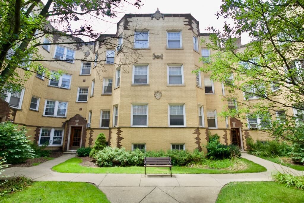 4404 N Rockwell St Unit H, Chicago, IL 60625 Condo for Rent in