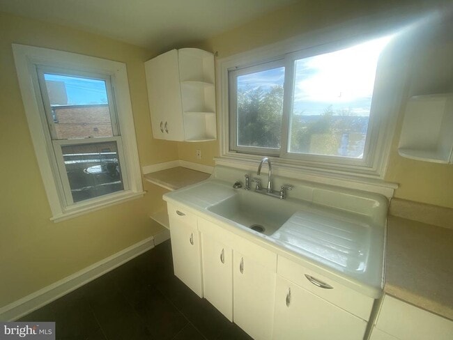 Foto del edificio - 510 Quincy Ave