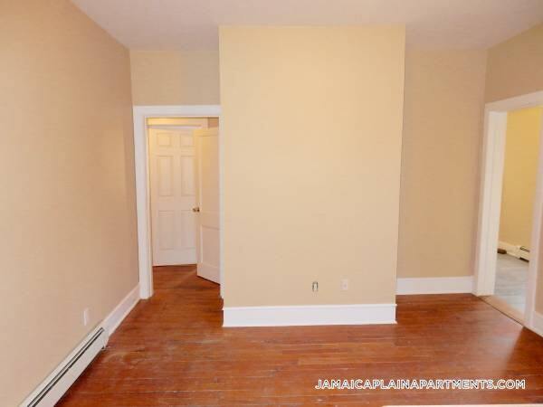Foto del edificio - 231-233 Amory St.