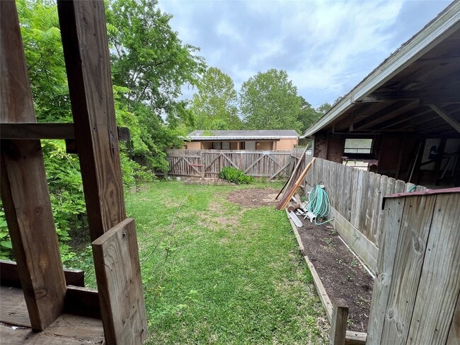 Building Photo - 13724 Brigadier Dr