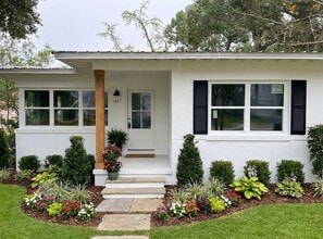 Building Photo - 1827 Fernando Dr