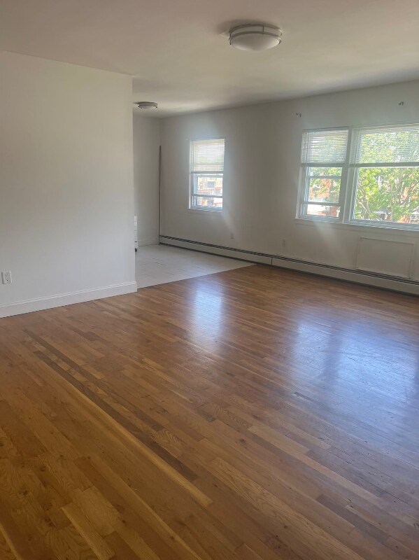Building Photo - 88-12 133rd Ave