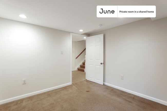 Photo - Room in Shared 5 bed/2 bath home