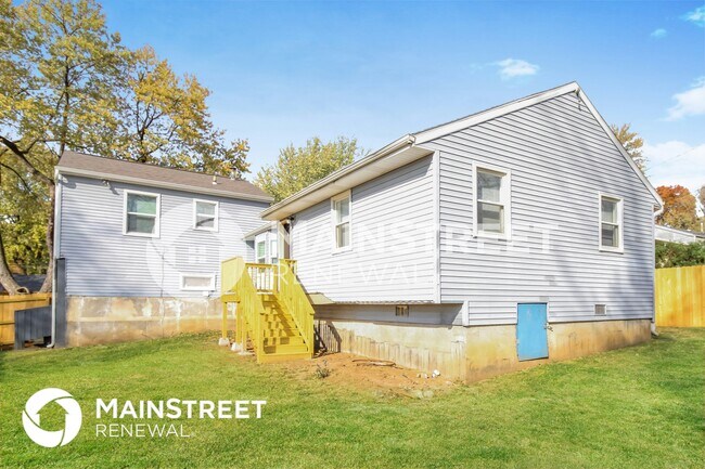 Building Photo - 3601 N Osage St