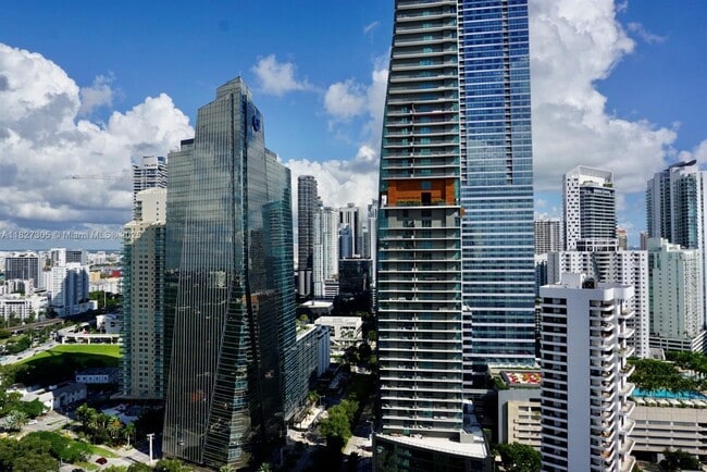 Foto del edificio - 1541 Brickell Ave